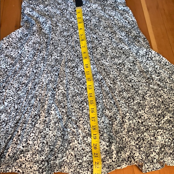 Tristan Floral Print Sleeveless Midi Sundress - Picture 6 of 10